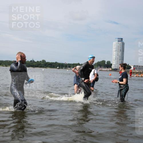 21.06.2026 - Viking Triathlon Michael Strokosch http://msf.ph/oto/9819592 21.06.2026 10:46:18 Schwimmen 91, 107, 156, 322, 324, 363, 388, 403, 494, 497, 555, 563, 654 meine-sportfotos.de
