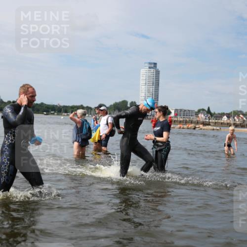 21.06.2026 - Viking Triathlon Michael Strokosch http://msf.ph/oto/9819594 21.06.2026 10:46:18 Schwimmen 91, 107, 156, 322, 324, 363, 388, 403, 494, 497, 555, 563, 654 meine-sportfotos.de