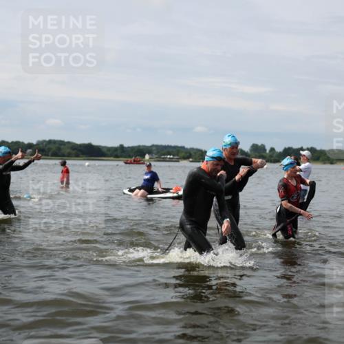 21.06.2026 - Viking Triathlon Michael Strokosch http://msf.ph/oto/9819620 21.06.2026 10:46:32 Schwimmen 156, 217, 260, 341, 358, 363, 388, 414, 443, 476, 650, 654, 670 meine-sportfotos.de