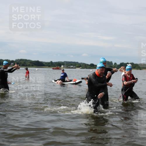 21.06.2026 - Viking Triathlon Michael Strokosch http://msf.ph/oto/9819621 21.06.2026 10:46:32 Schwimmen 156, 217, 260, 341, 358, 363, 388, 414, 443, 476, 650, 654, 670 meine-sportfotos.de