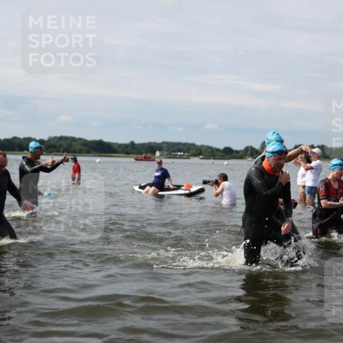 21.06.2026 - Viking Triathlon Michael Strokosch http://msf.ph/oto/9819622 21.06.2026 10:46:32 Schwimmen 156, 217, 260, 341, 358, 363, 388, 414, 443, 476, 650, 654, 670 meine-sportfotos.de