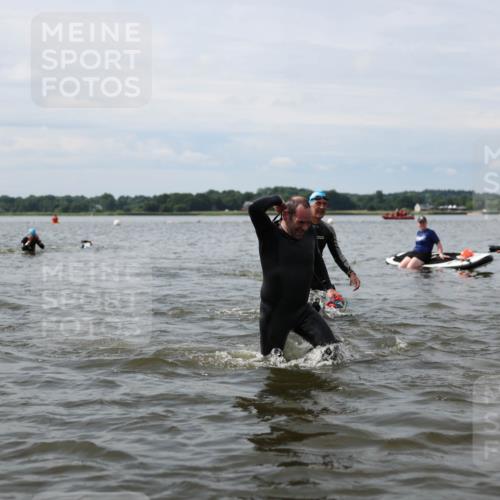 21.06.2026 - Viking Triathlon Michael Strokosch http://msf.ph/oto/9819624 21.06.2026 10:46:33 Schwimmen 156, 173, 217, 260, 341, 358, 363, 388, 414, 443, 476, 650, 654, 670 meine-sportfotos.de