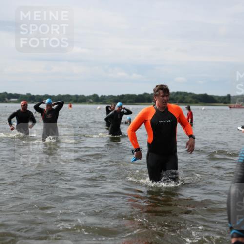 21.06.2026 - Viking Triathlon Michael Strokosch http://msf.ph/oto/9819637 21.06.2026 10:46:41 Schwimmen 156, 173, 217, 260, 313, 341, 358, 363, 414, 443, 476, 650, 670 meine-sportfotos.de