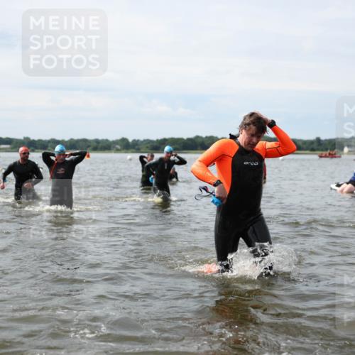 21.06.2026 - Viking Triathlon Michael Strokosch http://msf.ph/oto/9819638 21.06.2026 10:46:41 Schwimmen 156, 173, 217, 260, 313, 341, 358, 363, 414, 443, 476, 650, 670 meine-sportfotos.de