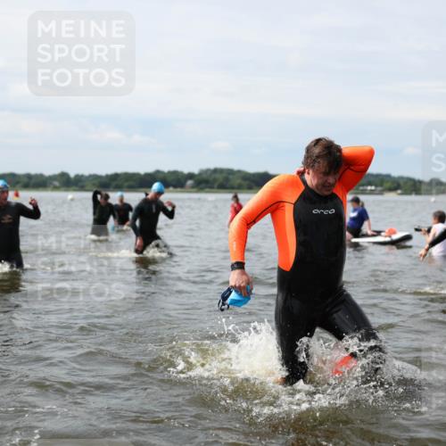 21.06.2026 - Viking Triathlon Michael Strokosch http://msf.ph/oto/9819641 21.06.2026 10:46:42 Schwimmen 156, 168, 173, 217, 260, 282, 313, 341, 358, 363, 414, 443, 476, 650, 670 meine-sportfotos.de