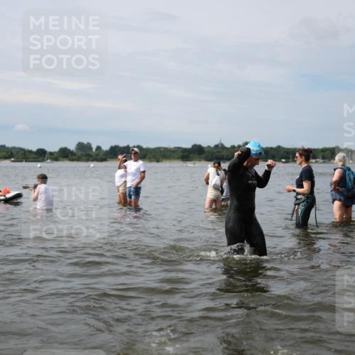 21.06.2026 - Viking Triathlon Michael Strokosch http://msf.ph/oto/9819644 21.06.2026 10:46:44 Schwimmen 168, 173, 217, 260, 282, 313, 341, 358, 414, 443, 476, 650, 670 meine-sportfotos.de