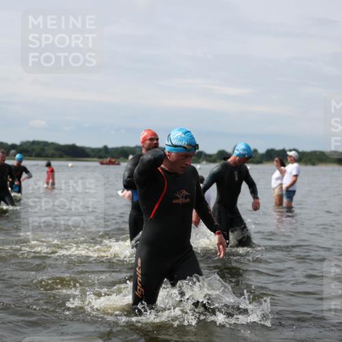 21.06.2026 - Viking Triathlon Michael Strokosch http://msf.ph/oto/9819650 21.06.2026 10:46:47 Schwimmen 168, 173, 217, 260, 282, 313, 341, 346, 358, 443, 476, 670 meine-sportfotos.de