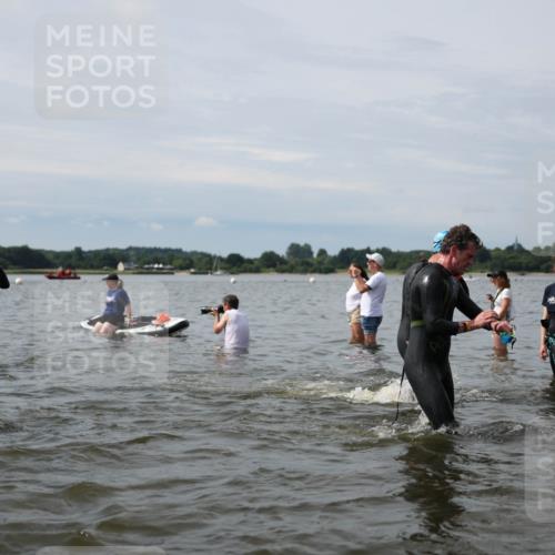 21.06.2026 - Viking Triathlon Michael Strokosch http://msf.ph/oto/9819660 21.06.2026 10:46:55 Schwimmen 168, 173, 217, 282, 313, 321, 346, 358, 458, 476, 670 meine-sportfotos.de