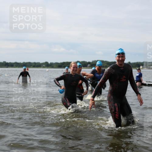 21.06.2026 - Viking Triathlon Michael Strokosch http://msf.ph/oto/9819709 21.06.2026 10:47:20 Schwimmen 116, 123, 155, 183, 212, 297, 304, 317, 352, 353, 469, 554, 571 meine-sportfotos.de