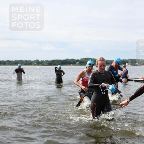 21.06.2026 - Viking Triathlon Michael Strokosch http://msf.ph/oto/9819712 21.06.2026 10:47:22 Schwimmen 56, 116, 123, 155, 183, 212, 297, 304, 317, 352, 353, 469, 554, 571 meine-sportfotos.de