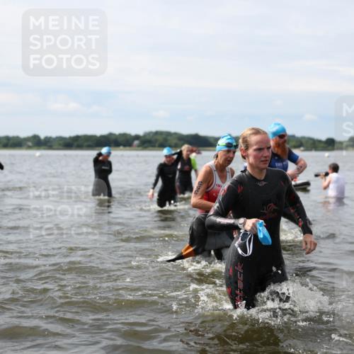 21.06.2026 - Viking Triathlon Michael Strokosch http://msf.ph/oto/9819715 21.06.2026 10:47:22 Schwimmen 56, 116, 123, 155, 183, 212, 297, 304, 317, 352, 353, 469, 554, 571 meine-sportfotos.de