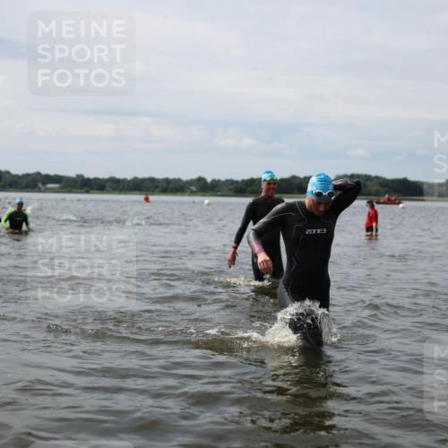 21.06.2026 - Viking Triathlon Michael Strokosch http://msf.ph/oto/9819735 21.06.2026 10:47:30 Schwimmen 56, 123, 183, 212, 297, 304, 352, 353, 469, 554, 571, 574 meine-sportfotos.de
