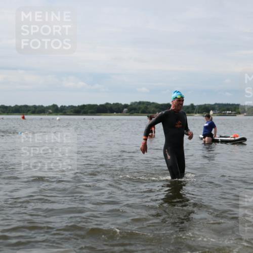 21.06.2026 - Viking Triathlon Michael Strokosch http://msf.ph/oto/9819744 21.06.2026 10:47:33 Schwimmen 56, 297, 304, 353, 469, 554, 571, 574 meine-sportfotos.de