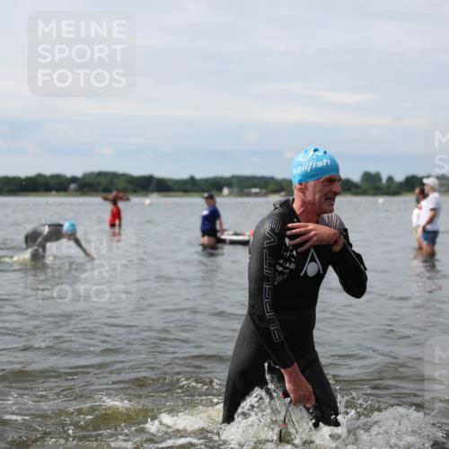 21.06.2026 - Viking Triathlon Michael Strokosch http://msf.ph/oto/9819763 21.06.2026 10:47:50 Schwimmen 60, 164, 289, 574, 638 meine-sportfotos.de