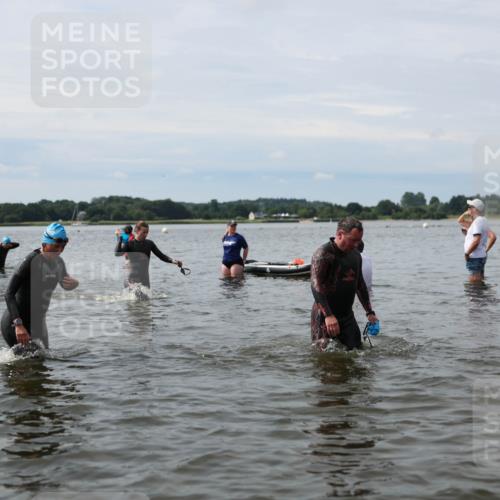 21.06.2026 - Viking Triathlon Michael Strokosch http://msf.ph/oto/9819785 21.06.2026 10:48:20 Schwimmen 101, 181, 185, 207, 209, 306, 495, 662 meine-sportfotos.de