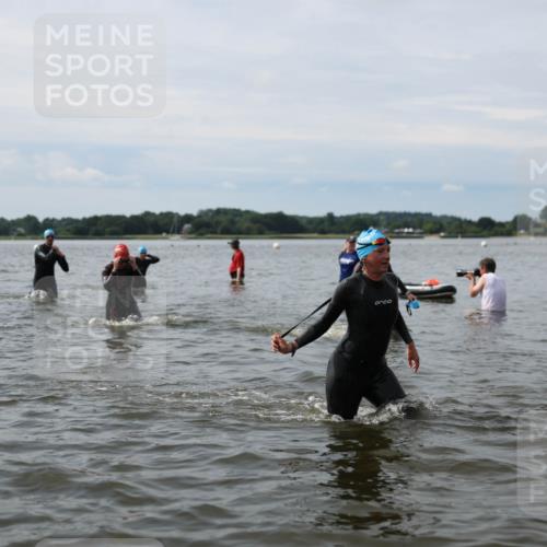 21.06.2026 - Viking Triathlon Michael Strokosch http://msf.ph/oto/9819790 21.06.2026 10:48:22 Schwimmen 101, 181, 185, 207, 209, 306, 495, 662 meine-sportfotos.de
