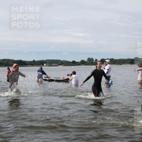 21.06.2026 - Viking Triathlon Michael Strokosch http://msf.ph/oto/9819796 21.06.2026 10:48:24 Schwimmen 101, 181, 185, 207, 209, 306, 495, 662 meine-sportfotos.de