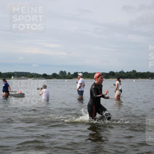 21.06.2026 - Viking Triathlon Michael Strokosch http://msf.ph/oto/9819805 21.06.2026 10:48:27 Schwimmen 181, 185, 207, 209, 306, 495, 662 meine-sportfotos.de