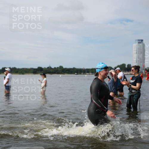21.06.2026 - Viking Triathlon Michael Strokosch http://msf.ph/oto/9819843 21.06.2026 10:49:00 Schwimmen 291, 378, 434, 498, 549, 615 meine-sportfotos.de