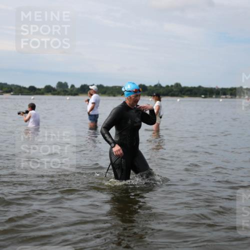 21.06.2026 - Viking Triathlon Michael Strokosch http://msf.ph/oto/9819877 21.06.2026 10:49:34 Schwimmen 75, 124, 178, 206, 298, 463, 483, 523, 629 meine-sportfotos.de
