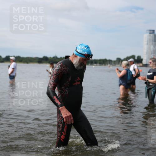 21.06.2026 - Viking Triathlon Michael Strokosch http://msf.ph/oto/9819888 21.06.2026 10:49:41 Schwimmen 75, 124, 178, 192, 206, 298, 523, 629 meine-sportfotos.de