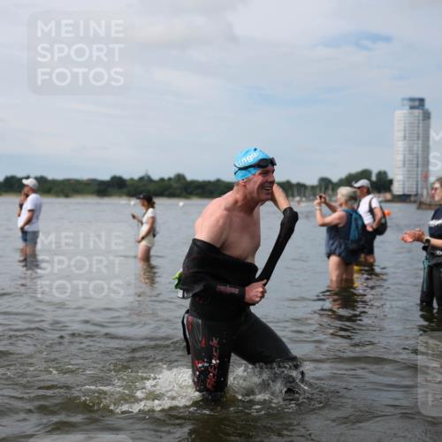 21.06.2026 - Viking Triathlon Michael Strokosch http://msf.ph/oto/9819894 21.06.2026 10:49:43 Schwimmen 75, 124, 178, 192, 206, 298, 523, 629, 639 meine-sportfotos.de