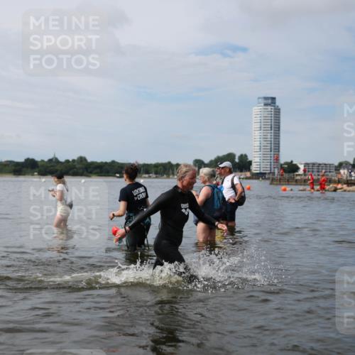 21.06.2026 - Viking Triathlon Michael Strokosch http://msf.ph/oto/9819921 21.06.2026 10:50:04 Schwimmen 78, 115, 135, 250, 254, 382, 603, 605, 630, 639, 659 meine-sportfotos.de