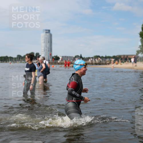 21.06.2026 - Viking Triathlon Michael Strokosch http://msf.ph/oto/9819962 21.06.2026 10:50:30 Schwimmen 57, 261, 295, 416 meine-sportfotos.de
