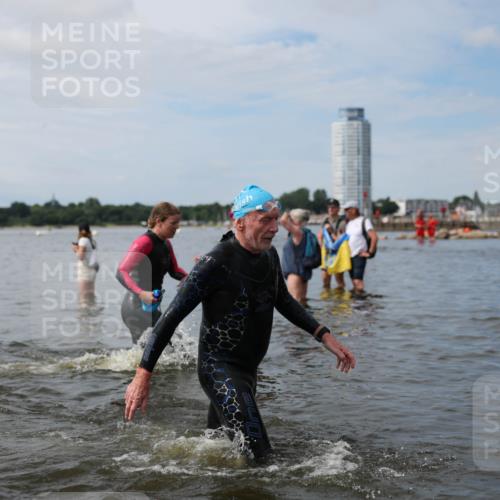 21.06.2026 - Viking Triathlon Michael Strokosch http://msf.ph/oto/9819996 21.06.2026 10:50:53 Schwimmen 66, 76, 184 meine-sportfotos.de