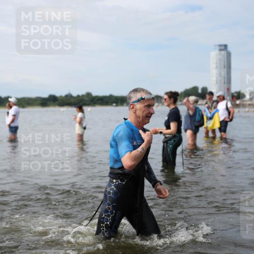 21.06.2026 - Viking Triathlon Michael Strokosch http://msf.ph/oto/9820006 21.06.2026 10:50:58 Schwimmen 66, 76, 184 meine-sportfotos.de