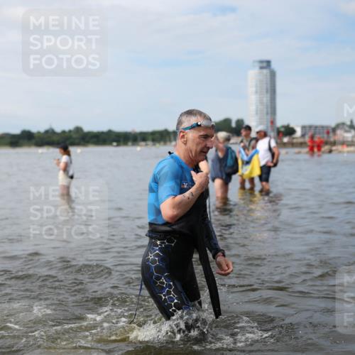 21.06.2026 - Viking Triathlon Michael Strokosch http://msf.ph/oto/9820007 21.06.2026 10:50:58 Schwimmen 66, 76, 184 meine-sportfotos.de
