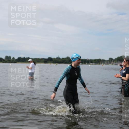 21.06.2026 - Viking Triathlon Michael Strokosch http://msf.ph/oto/9820050 21.06.2026 10:52:09 Schwimmen 40, 174, 222, 252, 272, 362, 491, 512 meine-sportfotos.de