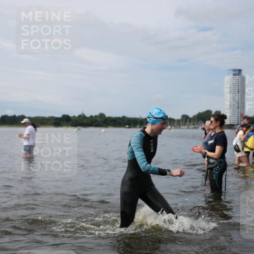 21.06.2026 - Viking Triathlon Michael Strokosch http://msf.ph/oto/9820052 21.06.2026 10:52:09 Schwimmen 40, 174, 222, 252, 272, 362, 491, 512 meine-sportfotos.de