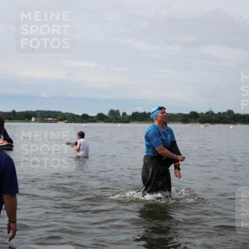 21.06.2026 - Viking Triathlon Michael Strokosch http://msf.ph/oto/9820056 21.06.2026 10:52:11 Schwimmen 40, 174, 222, 252, 272, 491, 512 meine-sportfotos.de