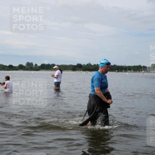 21.06.2026 - Viking Triathlon Michael Strokosch http://msf.ph/oto/9820060 21.06.2026 10:52:12 Schwimmen 40, 174, 222, 252, 272, 491 meine-sportfotos.de
