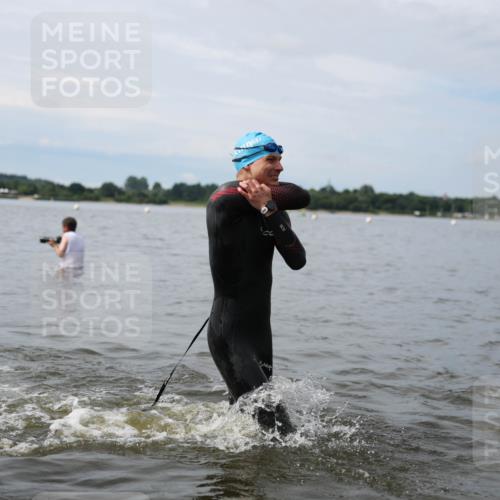 21.06.2026 - Viking Triathlon Michael Strokosch http://msf.ph/oto/9820071 21.06.2026 10:52:18 Schwimmen 40, 222, 272, 624 meine-sportfotos.de