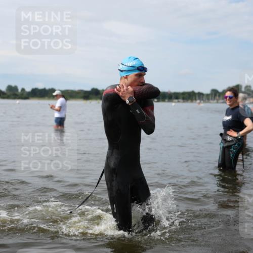 21.06.2026 - Viking Triathlon Michael Strokosch http://msf.ph/oto/9820073 21.06.2026 10:52:19 Schwimmen 40, 222, 624 meine-sportfotos.de