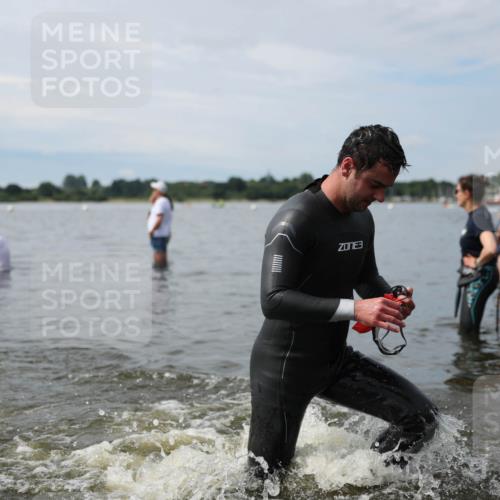 21.06.2026 - Viking Triathlon Michael Strokosch http://msf.ph/oto/9820080 21.06.2026 10:52:32 Schwimmen 624 meine-sportfotos.de