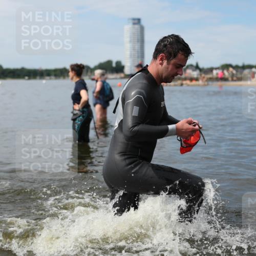 21.06.2026 - Viking Triathlon Michael Strokosch http://msf.ph/oto/9820083 21.06.2026 10:52:33 Schwimmen 624 meine-sportfotos.de