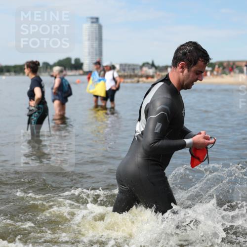 21.06.2026 - Viking Triathlon Michael Strokosch http://msf.ph/oto/9820084 21.06.2026 10:52:33 Schwimmen 624 meine-sportfotos.de