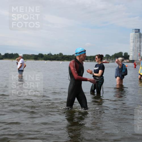 21.06.2026 - Viking Triathlon Michael Strokosch http://msf.ph/oto/9820105 21.06.2026 10:53:01 Schwimmen 133, 307, 433, 471, 532, 564, 622, 661 meine-sportfotos.de