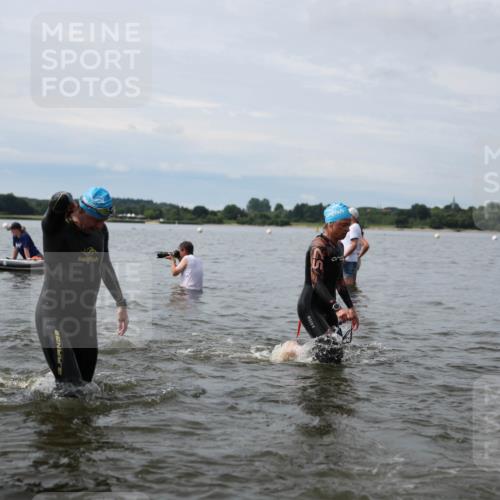 21.06.2026 - Viking Triathlon Michael Strokosch http://msf.ph/oto/9820111 21.06.2026 10:53:04 Schwimmen 133, 307, 433, 471, 532, 564, 622, 661 meine-sportfotos.de