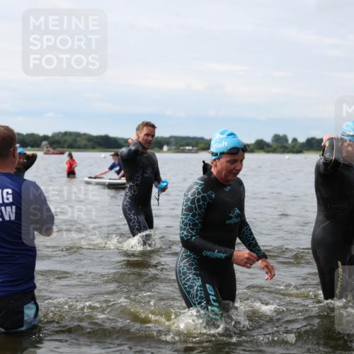 21.06.2026 - Viking Triathlon Michael Strokosch http://msf.ph/oto/9820115 21.06.2026 10:53:06 Schwimmen 133, 307, 433, 471, 532, 564, 622, 661 meine-sportfotos.de