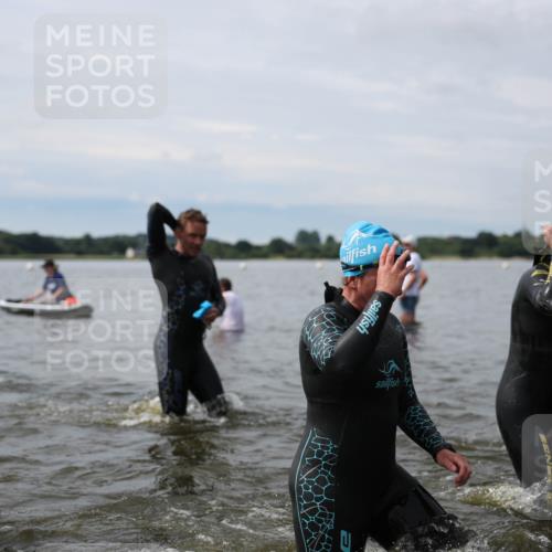 21.06.2026 - Viking Triathlon Michael Strokosch http://msf.ph/oto/9820118 21.06.2026 10:53:06 Schwimmen 133, 307, 433, 471, 532, 564, 622, 661 meine-sportfotos.de