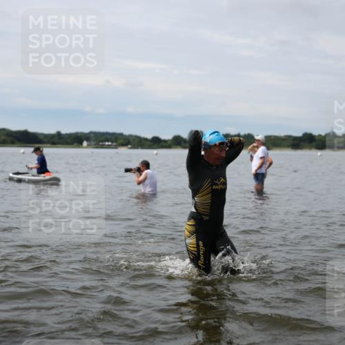 21.06.2026 - Viking Triathlon Michael Strokosch http://msf.ph/oto/9820125 21.06.2026 10:53:10 Schwimmen 92, 133, 283, 307, 433, 471, 564, 622, 661 meine-sportfotos.de