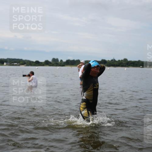 21.06.2026 - Viking Triathlon Michael Strokosch http://msf.ph/oto/9820127 21.06.2026 10:53:10 Schwimmen 92, 133, 283, 307, 433, 471, 564, 622, 661 meine-sportfotos.de