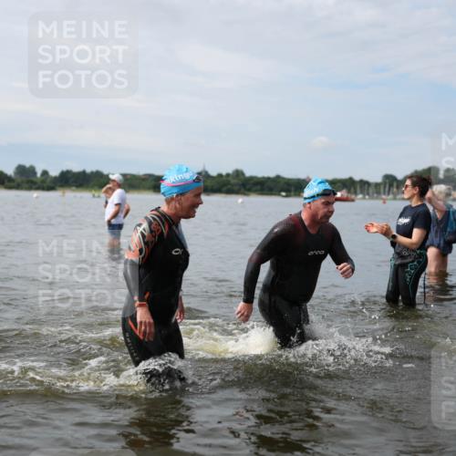 21.06.2026 - Viking Triathlon Michael Strokosch http://msf.ph/oto/9820138 21.06.2026 10:53:25 Schwimmen 59, 92, 182, 283, 365, 375, 607 meine-sportfotos.de