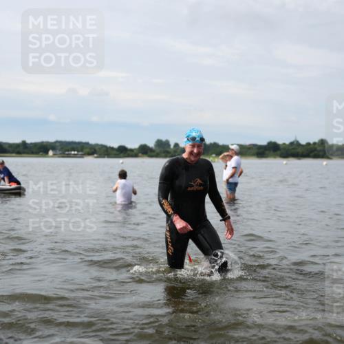 21.06.2026 - Viking Triathlon Michael Strokosch http://msf.ph/oto/9820151 21.06.2026 10:53:31 Schwimmen 59, 92, 182, 283, 365, 375, 538, 607 meine-sportfotos.de