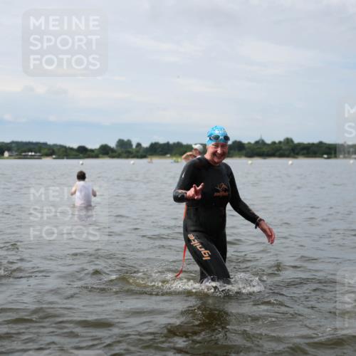21.06.2026 - Viking Triathlon Michael Strokosch http://msf.ph/oto/9820154 21.06.2026 10:53:32 Schwimmen 59, 92, 182, 283, 365, 375, 538, 607 meine-sportfotos.de