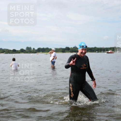 21.06.2026 - Viking Triathlon Michael Strokosch http://msf.ph/oto/9820157 21.06.2026 10:53:32 Schwimmen 59, 92, 182, 283, 365, 375, 538, 607 meine-sportfotos.de